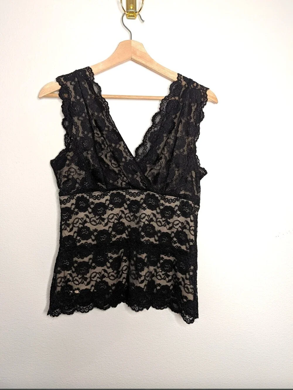 Vintage Lace V-Neck Tank Top - Picture 1 of 6